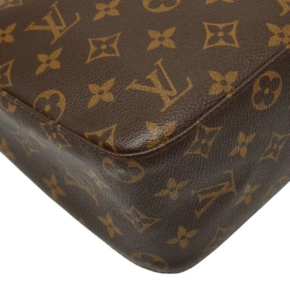 Louis Vuitton Looping MM Shoulder Bag